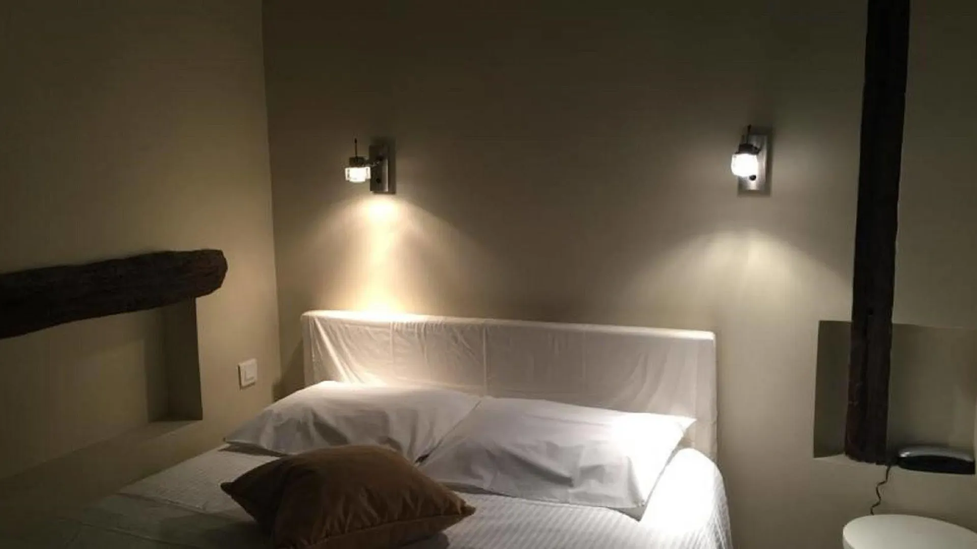 Boutique De La Place Des Vosges Hotel