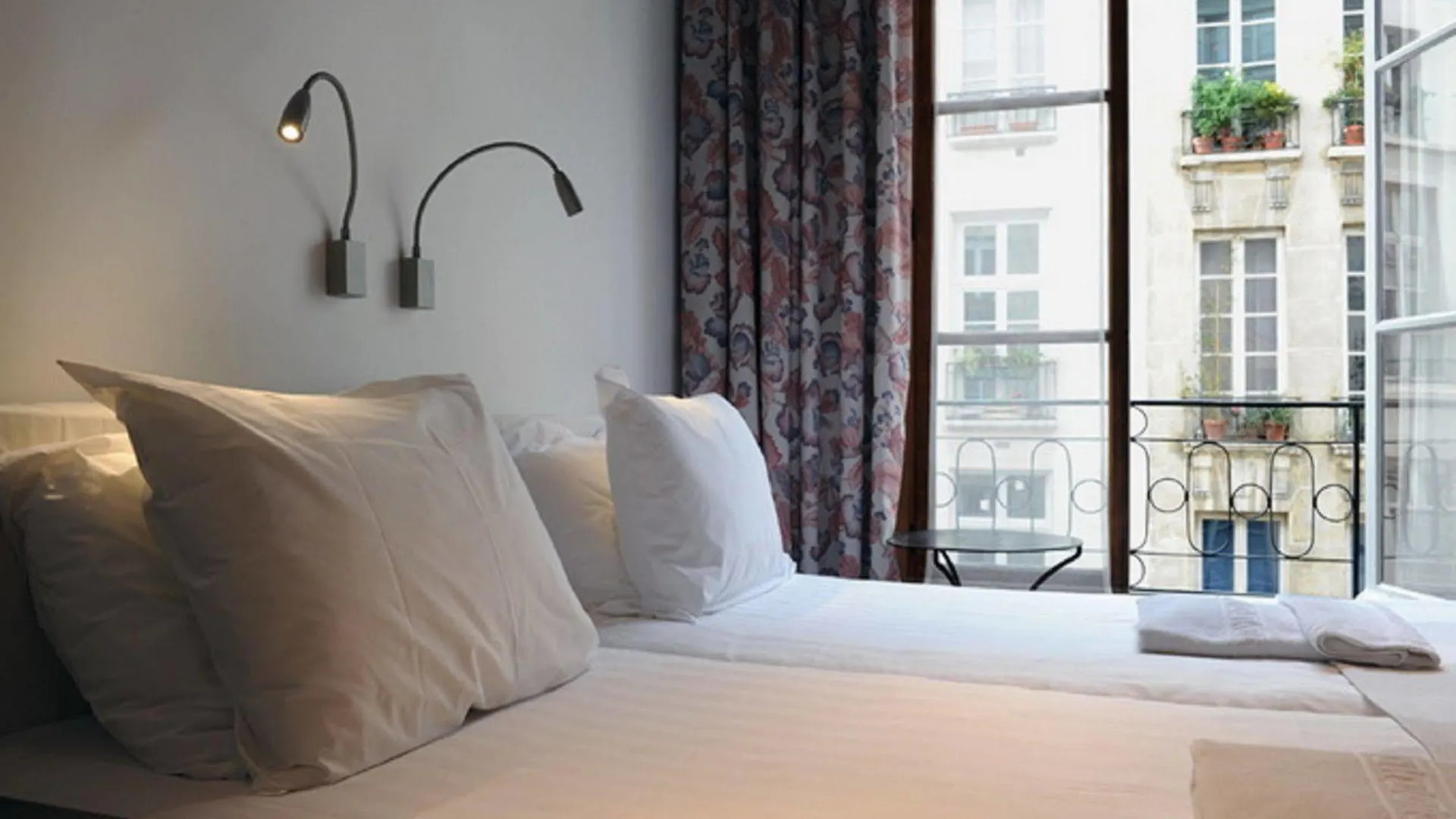 Hotel Boutique De La Place Des Vosges Paris