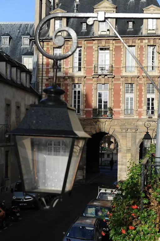 Ξενοδοχείο Boutique De La Place Des Vosges